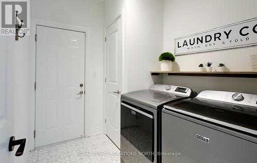 106 Clippers Lane, Blue Mountains, ON - Indoor Photo Showing Laundry Room
