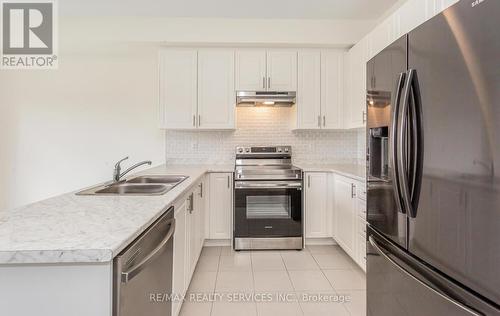 1468 Marina Dr, Fort Erie, ON - Indoor Photo Showing Kitchen With Stainless Steel Kitchen With Double Sink