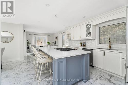5 Crago Rd, Amaranth, ON - Indoor Photo Showing Kitchen With Upgraded Kitchen