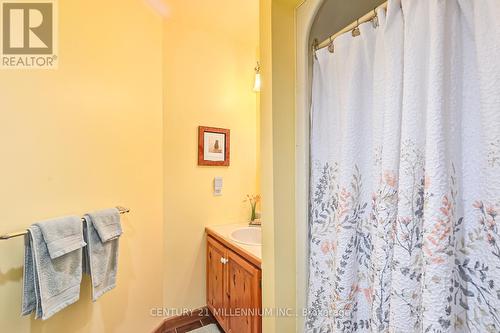 108 Timmons St, Blue Mountains, ON - Indoor Photo Showing Bathroom