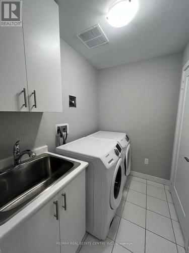 #89 -200 Malta Ave, Brampton, ON - Indoor Photo Showing Laundry Room