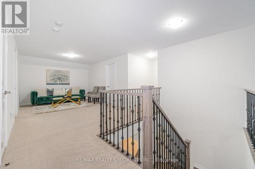 40 Hopevalley Cres, Caledon, ON - Indoor Photo Showing Other Room