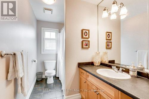 1182 Smither Rd, London, ON - Indoor Photo Showing Bathroom