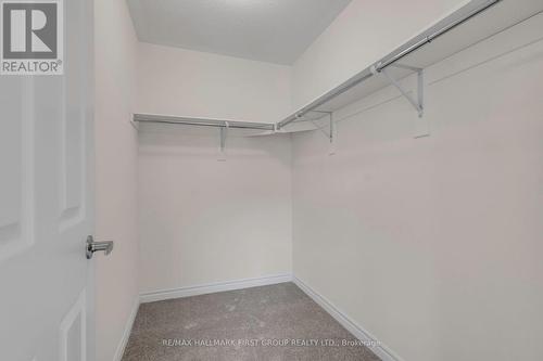 33 Mountainside Crescent, Whitby, ON - Indoor With Storage