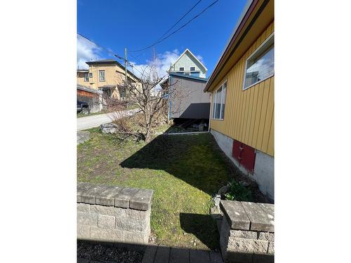 517 Carbonate Street, Nelson, BC - Outdoor