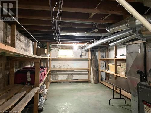 443 14Th Avenue, Hanover, ON - Indoor Photo Showing Basement