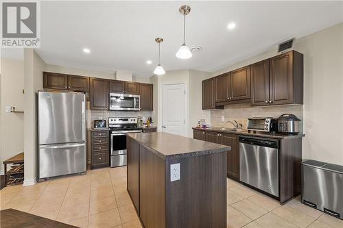 345 Tribeca Private Unit#11, Barrhaven, ON - Indoor Photo Showing Kitchen
