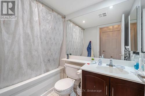 #1726 -250 Wellington St W, Toronto, ON - Indoor Photo Showing Bathroom