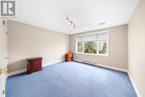 79 Forest Grove Drive, Toronto, ON - Indoor Photo Showing Other Room