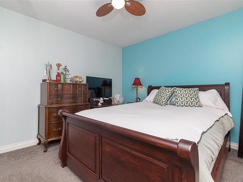 8030 Musgrave St, Crofton, BC - Indoor Photo Showing Bedroom