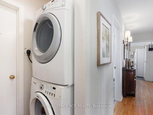35 Milne Lane, East Gwillimbury, ON - Indoor Photo Showing Laundry Room