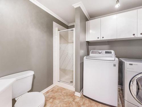 Bathroom - 1066 Boul. Alexis-Lebert, Saint-Jean-Sur-Richelieu, QC - Indoor Photo Showing Laundry Room