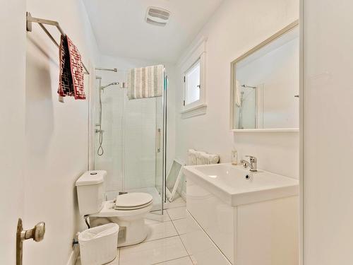 Bathroom - 31  - 33 Rue Brooks, Sherbrooke (Les Nations), QC - Indoor Photo Showing Bathroom