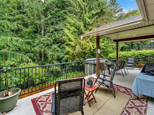 400 Winter Dr, Lake Cowichan, BC - Outdoor With Deck Patio Veranda With Exterior