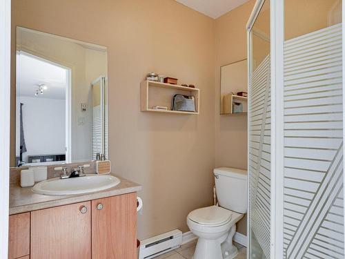 Salle de bains - 7922A  - 7928 Boul. Lévesque E., Laval (Duvernay), QC - Indoor Photo Showing Bathroom