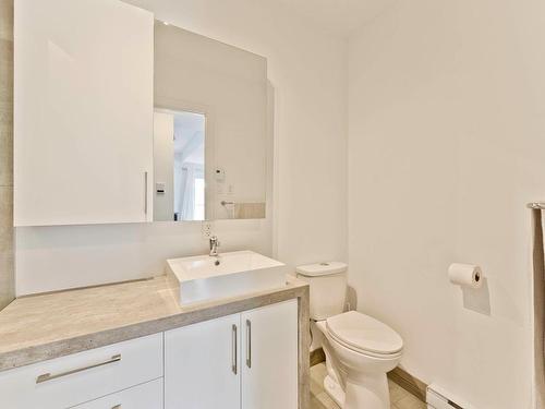 Dwelling - 208  - 210 Rue King O., Sherbrooke (Les Nations), QC - Indoor Photo Showing Bathroom