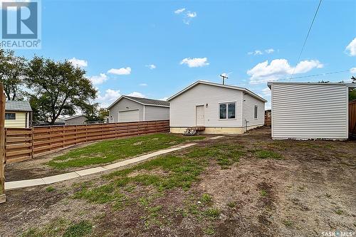 207 5Th Avenue E, Biggar, SK - Outdoor