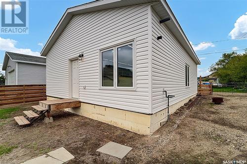 207 5Th Avenue E, Biggar, SK - Outdoor