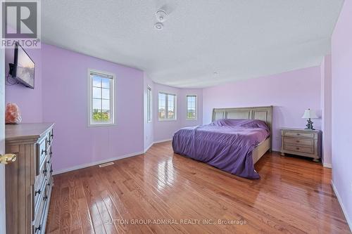 181 Country Lane, Barrie, ON - Indoor Photo Showing Bedroom