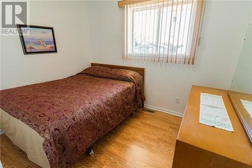 127 Reta Crescent, Pembroke, ON - Indoor Photo Showing Bedroom