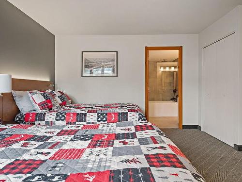 Chambre Ã Â coucher - 249-140 Ch. Au Pied-De-La-Montagne, Mont-Tremblant, QC - Indoor Photo Showing Bedroom