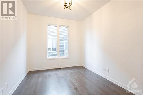 351 Sterling Avenue, Rockland, ON - Indoor Photo Showing Other Room
