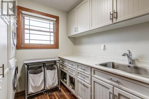 1791 White Rd, Port Colborne, ON - Indoor Photo Showing Laundry Room