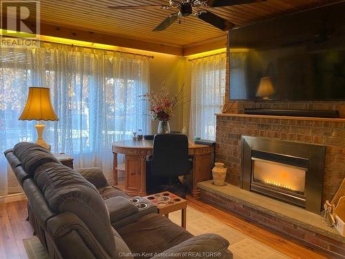 96 Main Street West, Ridgetown, ON - Indoor Photo Showing Living Room With Fireplace
