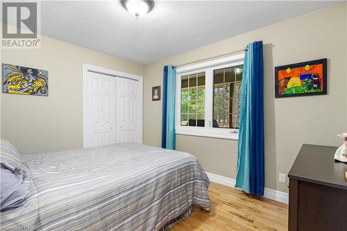 401309 Grey Road 17, Georgian Bluffs, ON - Indoor Photo Showing Bedroom