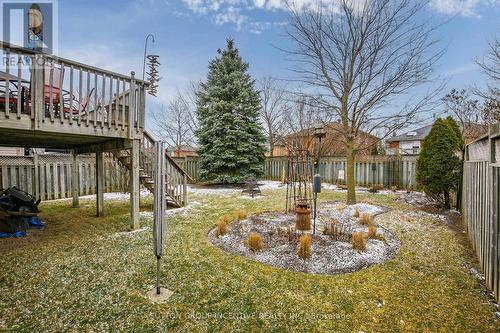 27 White Elm Rd, Barrie, ON - Outdoor