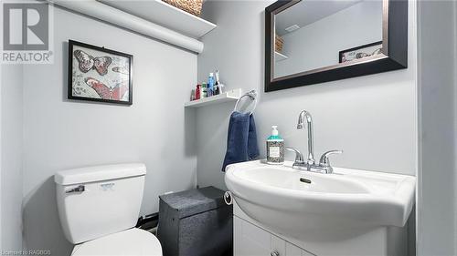 809 Concession 7, Kincardine Twp, ON - Indoor Photo Showing Bathroom