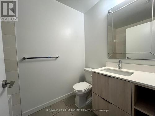 607 - 50 Forest Manor Road, Toronto, ON - Indoor Photo Showing Bathroom