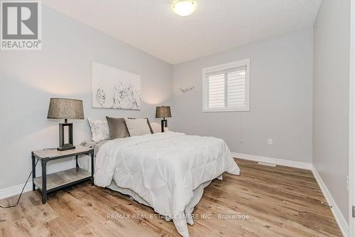 7 Henderson Dr, Guelph, ON - Indoor Photo Showing Bedroom