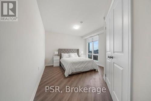 #215 -2750 King St E, Hamilton, ON - Indoor Photo Showing Bedroom