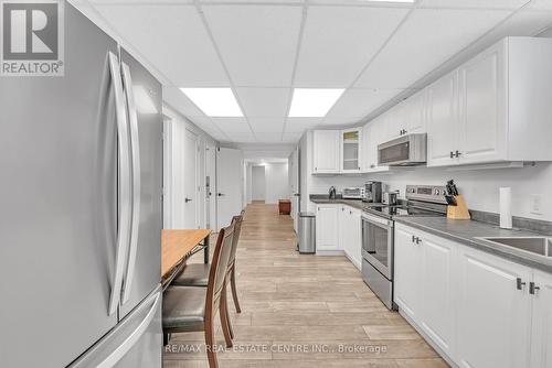 5789 7Th Line, Guelph/Eramosa, ON - Indoor Photo Showing Kitchen With Upgraded Kitchen