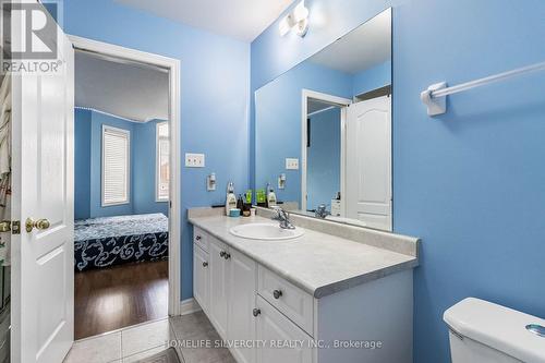 6 Runnymede Crescent, Brampton, ON - Indoor Photo Showing Bathroom