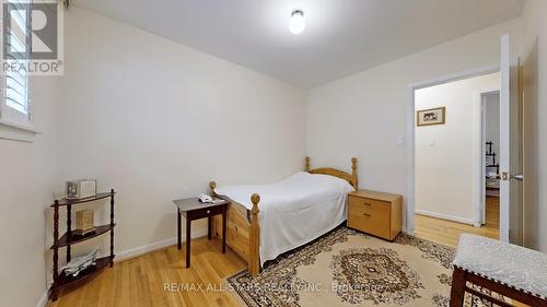 54 Wintergreen Rd, Toronto, ON - Indoor Photo Showing Bedroom