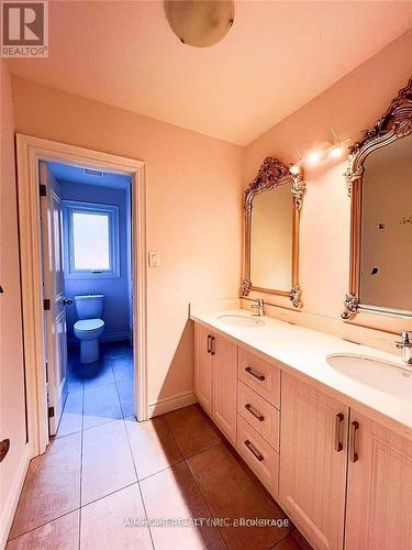 344 Steeles Ave E, Markham, ON - Indoor Photo Showing Bathroom