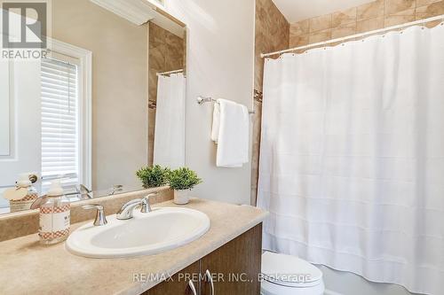 112 Robert Berry Crescent, King, ON - Indoor Photo Showing Bathroom