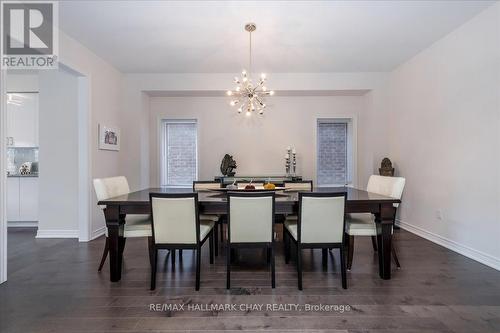 1433 Mcroberts Cres, Innisfil, ON - Indoor Photo Showing Dining Room