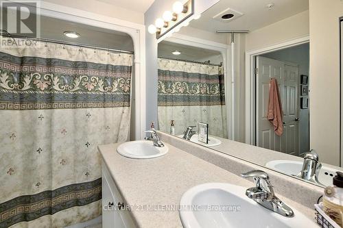 204 - 91 Raglan Street, Collingwood, ON - Indoor Photo Showing Bathroom