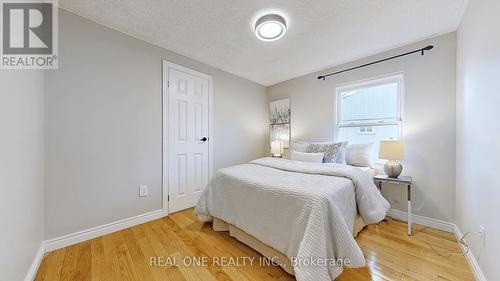 140 Belinda Sq, Toronto, ON - Indoor Photo Showing Bedroom