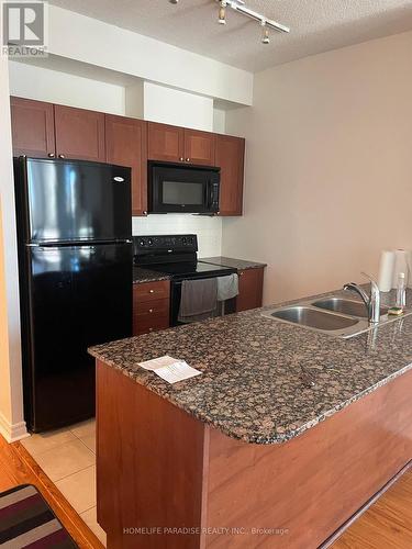 509 - 3525 Kariya Drive, Mississauga, ON - Indoor Photo Showing Kitchen With Double Sink
