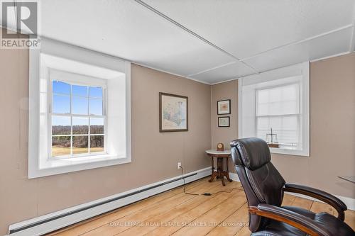 592 Simmons Rd, Loyalist, ON - Indoor Photo Showing Office