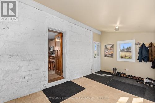 592 Simmons Rd, Loyalist, ON - Indoor Photo Showing Other Room