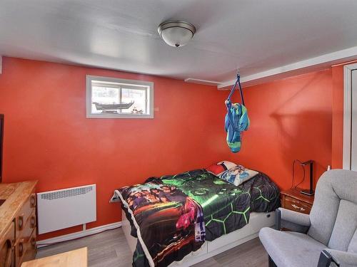 Chambre Ã Â coucher - 12 Rue Mongrain, Amos, QC - Indoor Photo Showing Bedroom