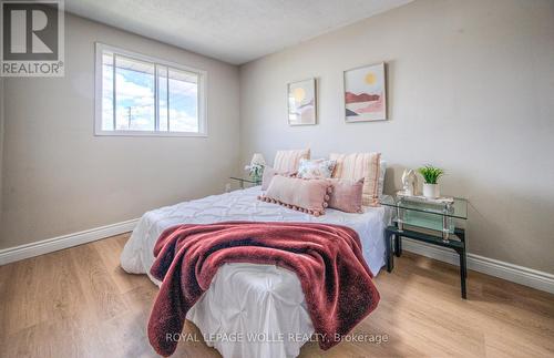 30 Husson Pl, Cambridge, ON - Indoor Photo Showing Bedroom