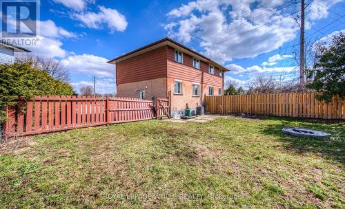 30 Husson Pl, Cambridge, ON - Outdoor