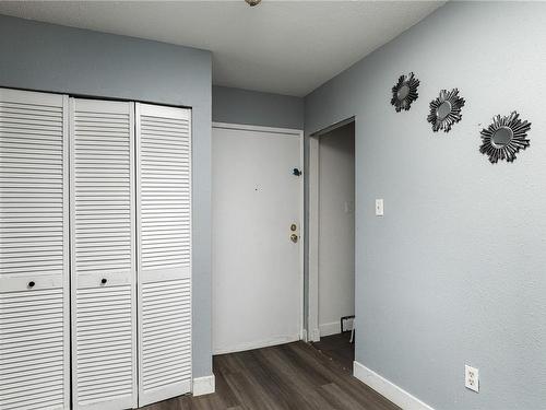 118-290 Regina Ave, Saanich, BC - Indoor Photo Showing Other Room