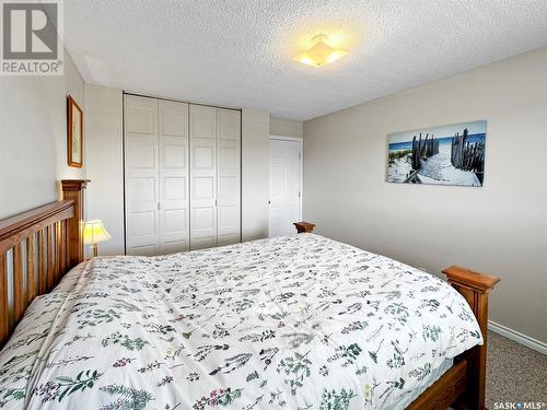 510 Bray Street E, Swift Current, SK - Indoor Photo Showing Bedroom